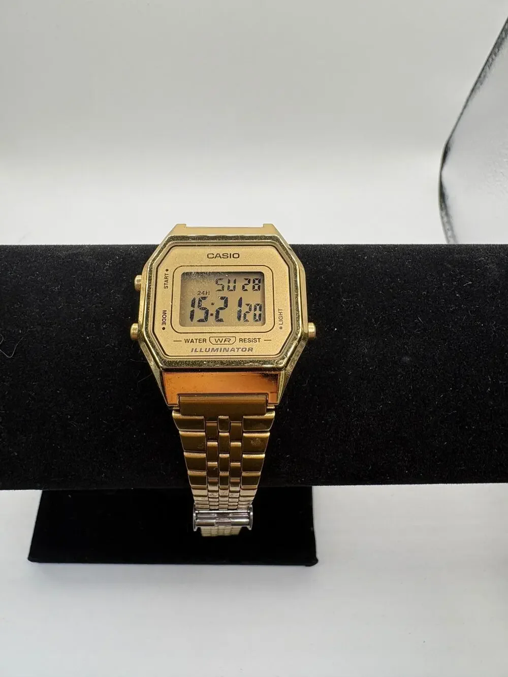 Casio Gold Tone Digital Watch Illuminator Retro Style Womens